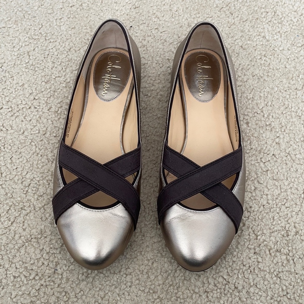Cole Haan Gold Metallic Flats with Criss Cross Detailing Sz 7.5